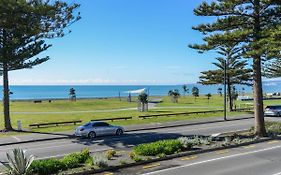 Marine Parade Magic - Napier Holiday Home